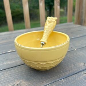 October Hill  Embossed Ceramic Bowl and Spreader, 2-Piece Set, Honeycomb